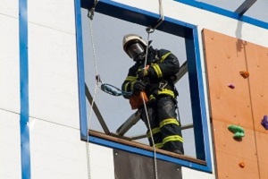 Скалодромы специального назначения
