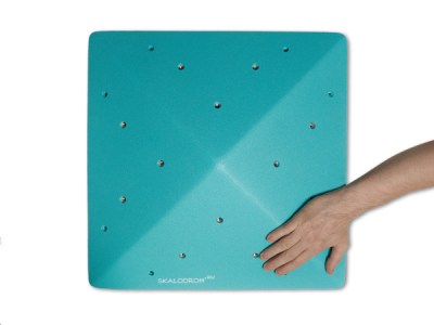 Flat_4_M_A_Hand